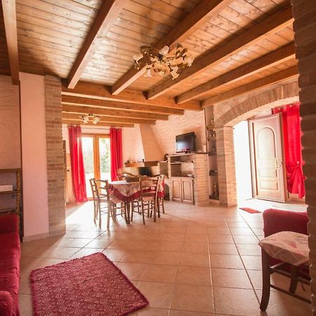 Casa Vacanza Il Mandorlo Domusnovas ภายนอก รูปภาพ
